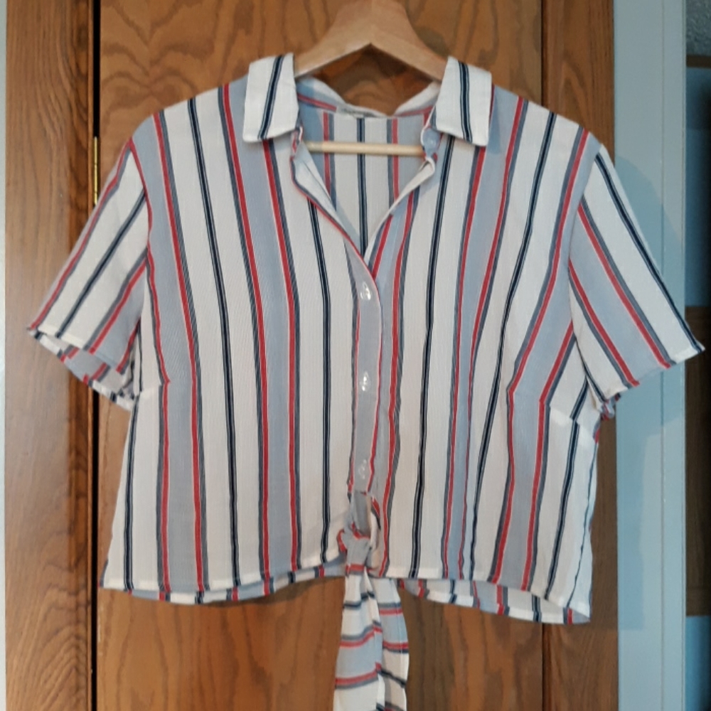 Cropped Button Shirt